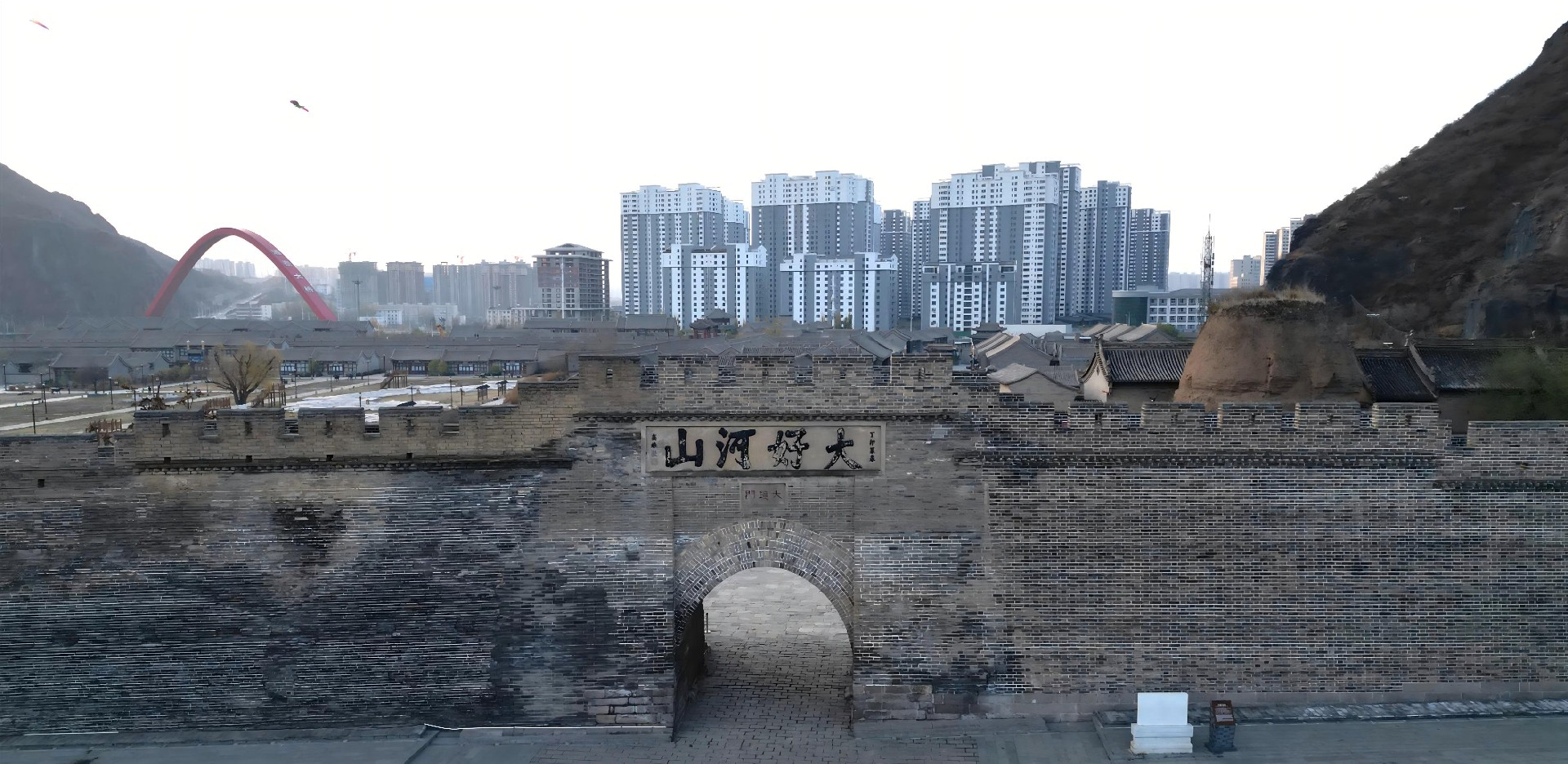 扼边关之锁钥 形势险要 历来为兵家必争之地